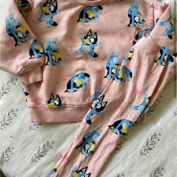 $32 ADD ON Zara Kids Bluey Leggings and Sweatshirt Size 18-24m 2-3Y - Picture 1 of 1